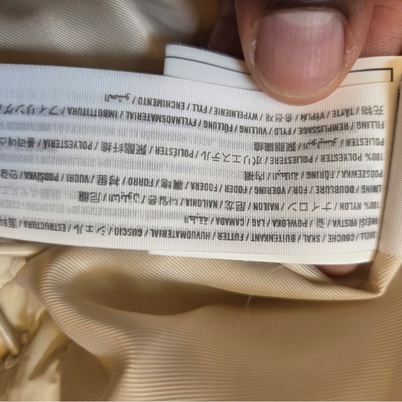 Abercrombie & Fitch Off-White Quilted Vest - Picture 5 of 7